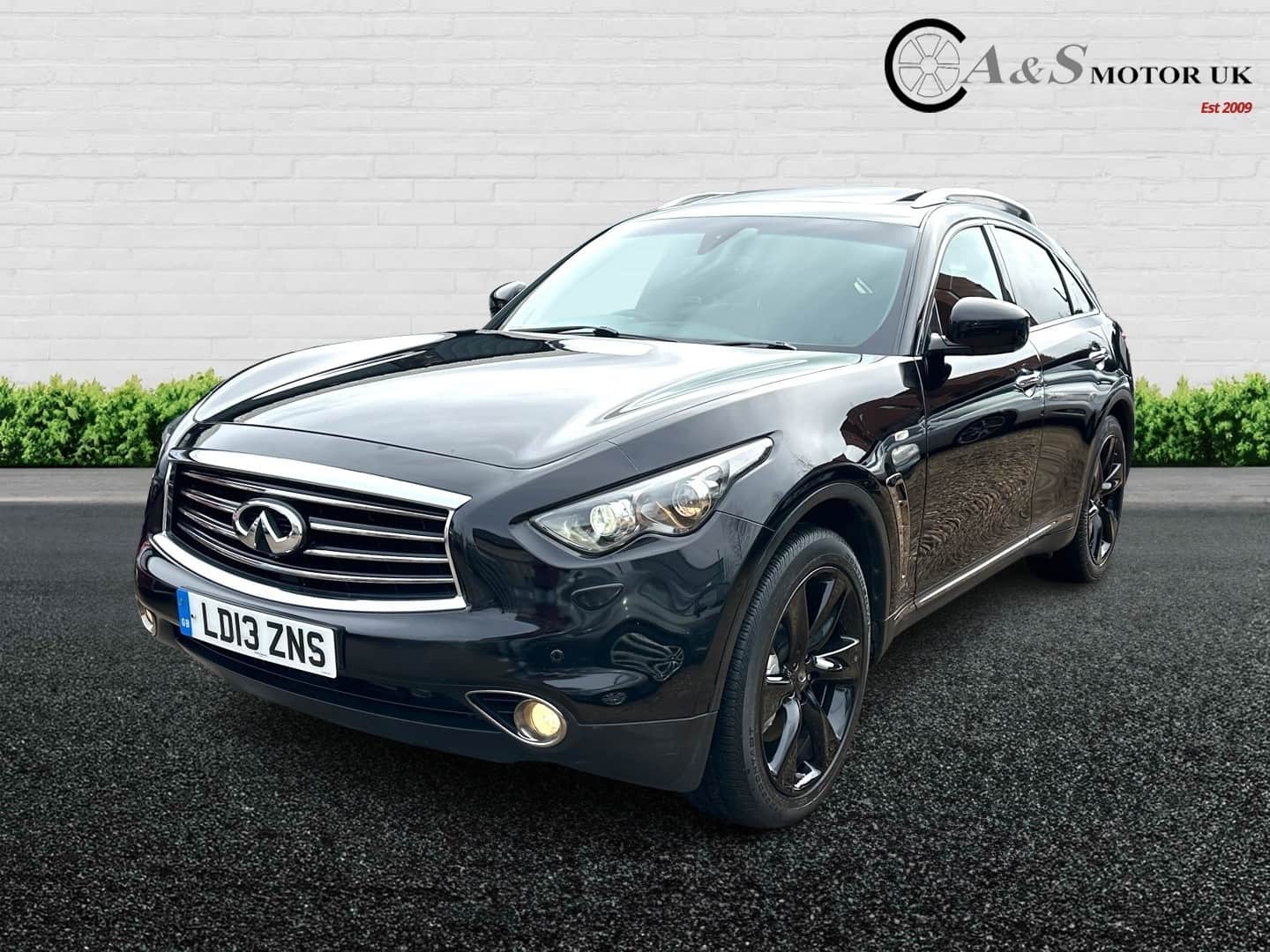 Infiniti FX - image 1 of 20