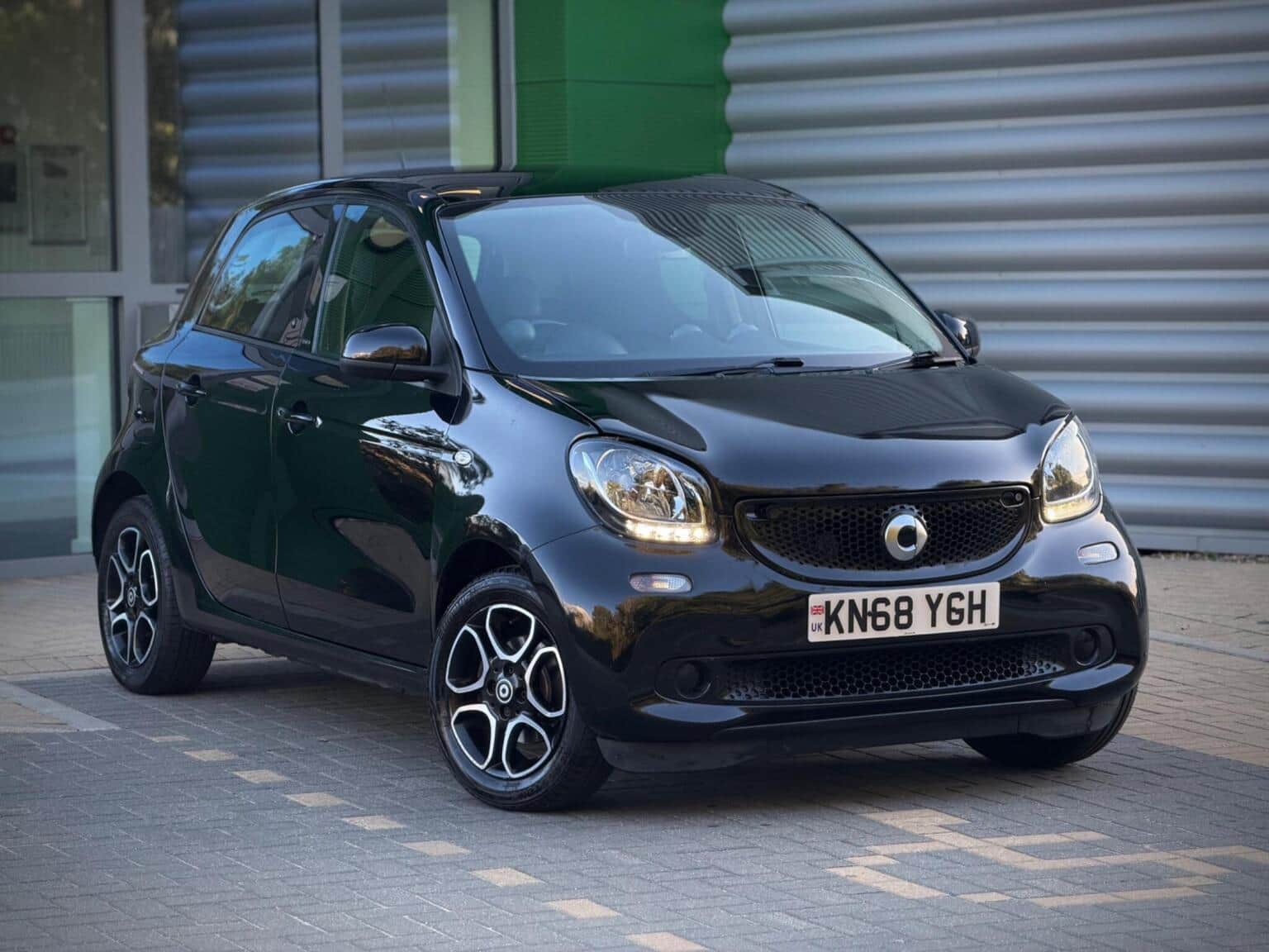 Smart Forfour - image 1 of 56